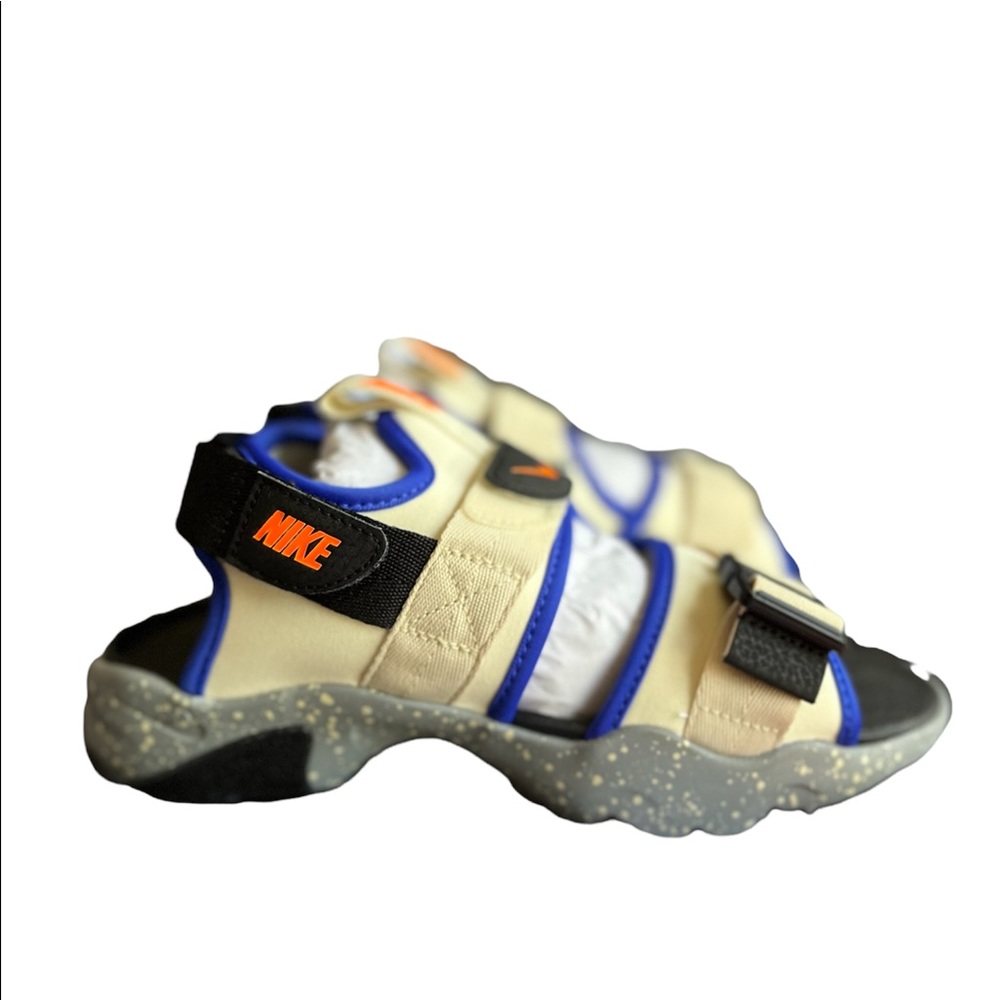 NIKE CANYON OUTDOOR SANDALS
